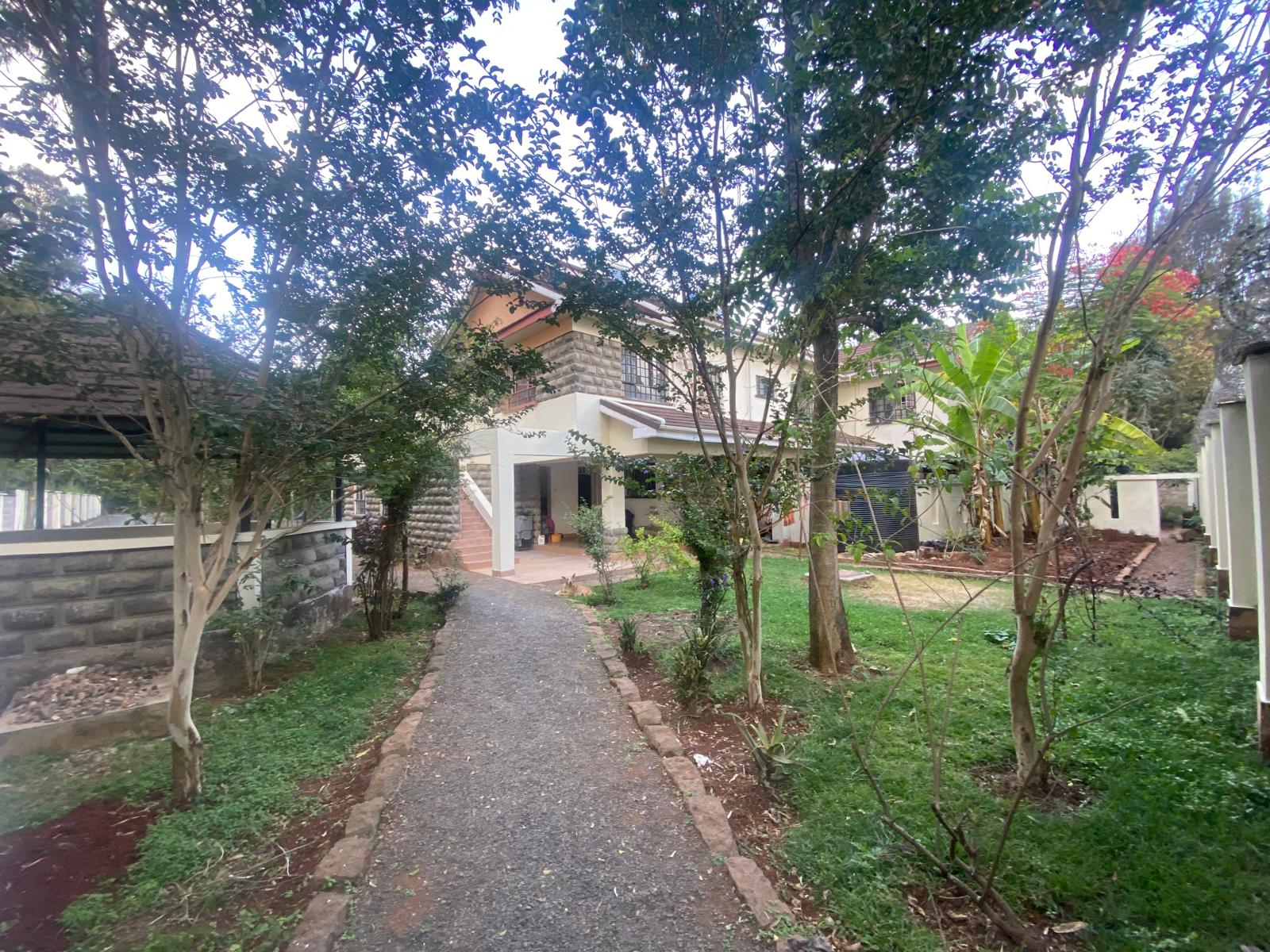 Luxury 5-Bedroom Townhouse for Sale – Karen, Hardy